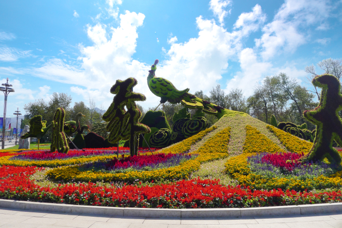 河北省首届旅游大会室外立体花坛景观设计