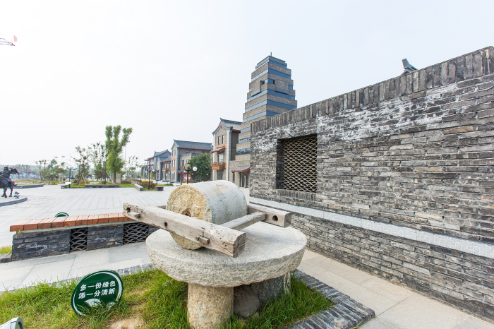 康平新城区大辽圣市商业步行街区