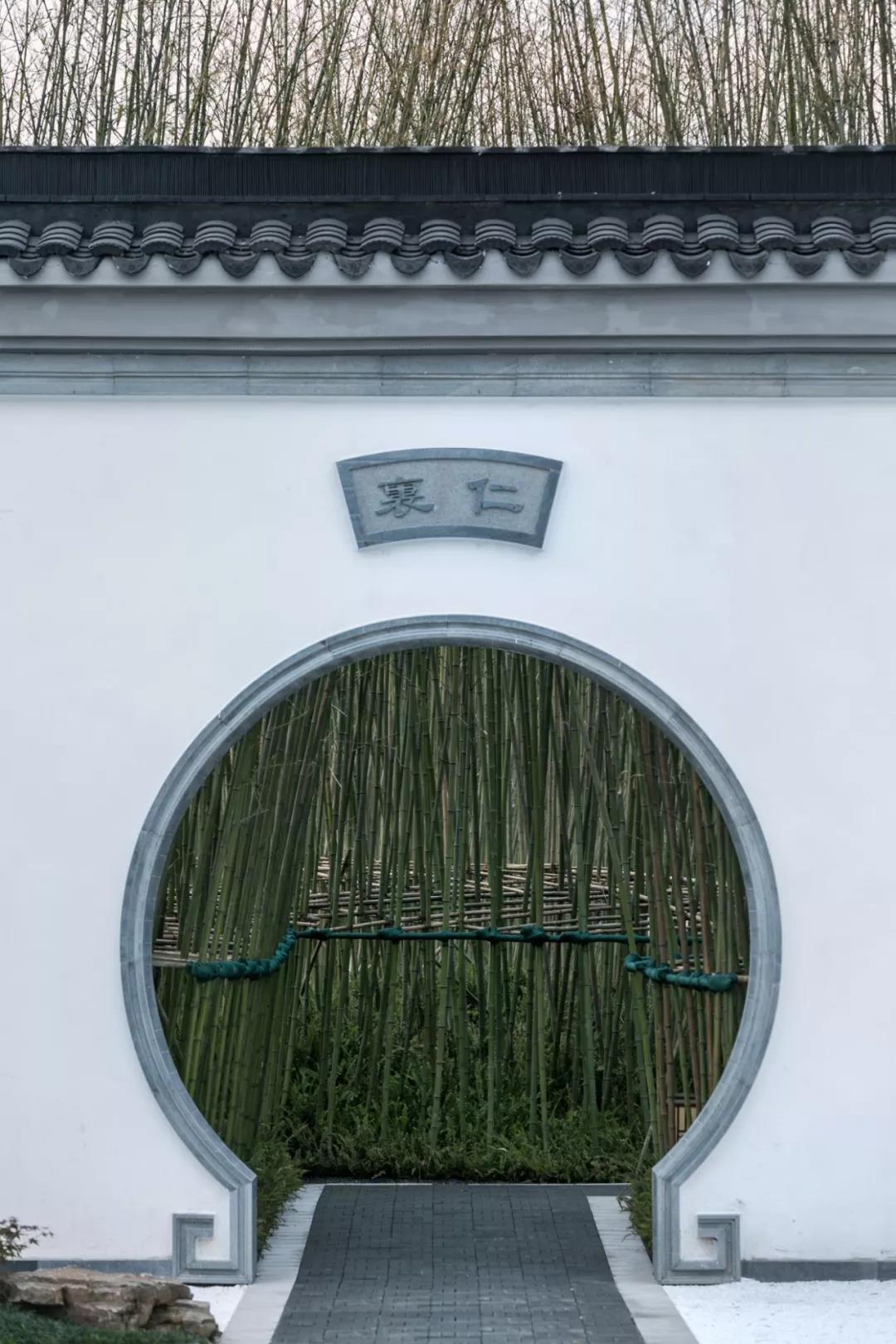 玖章芙蓉风华，敬献依山一城