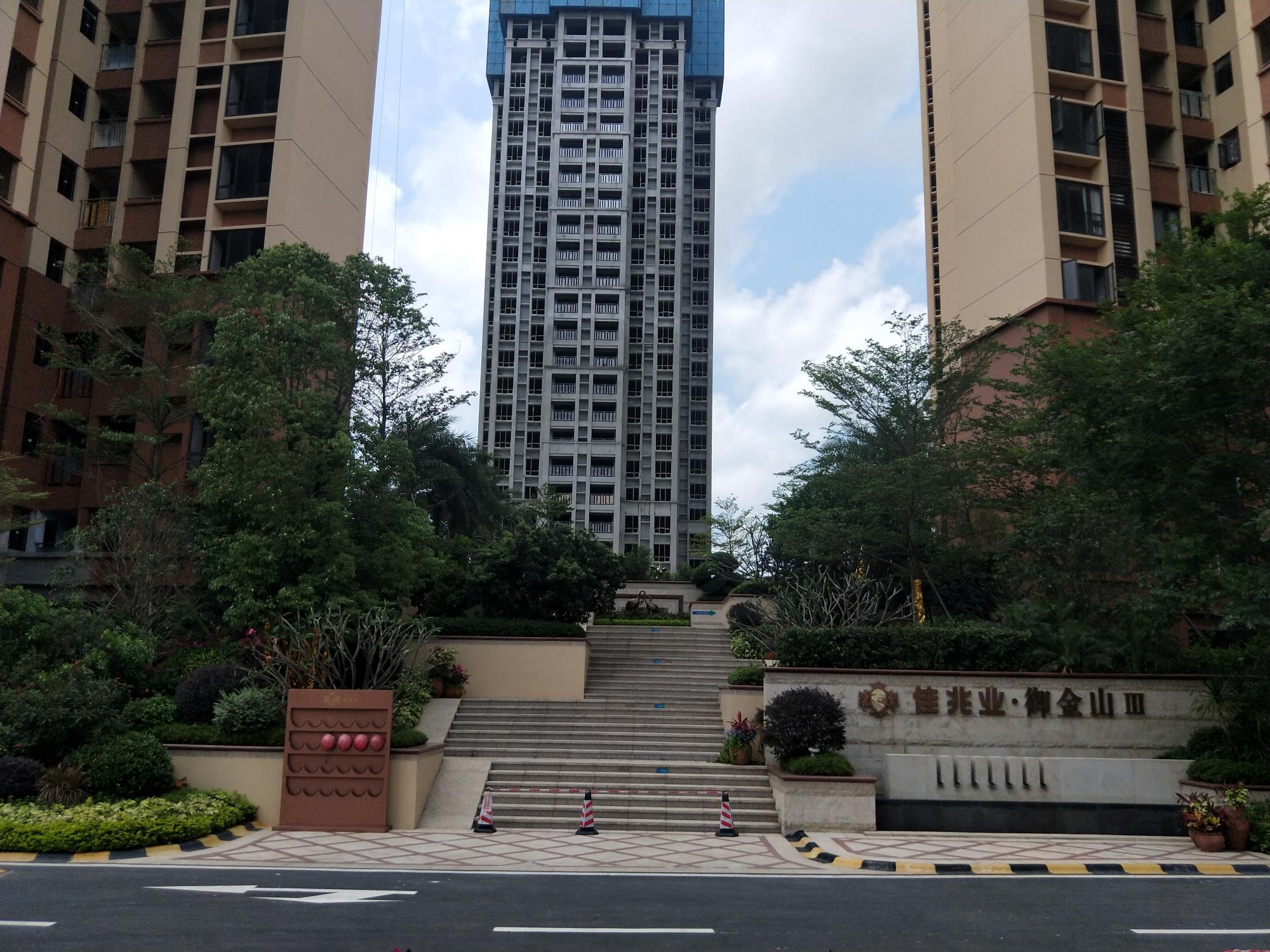 御金山花园二期非展示区园林景观工程