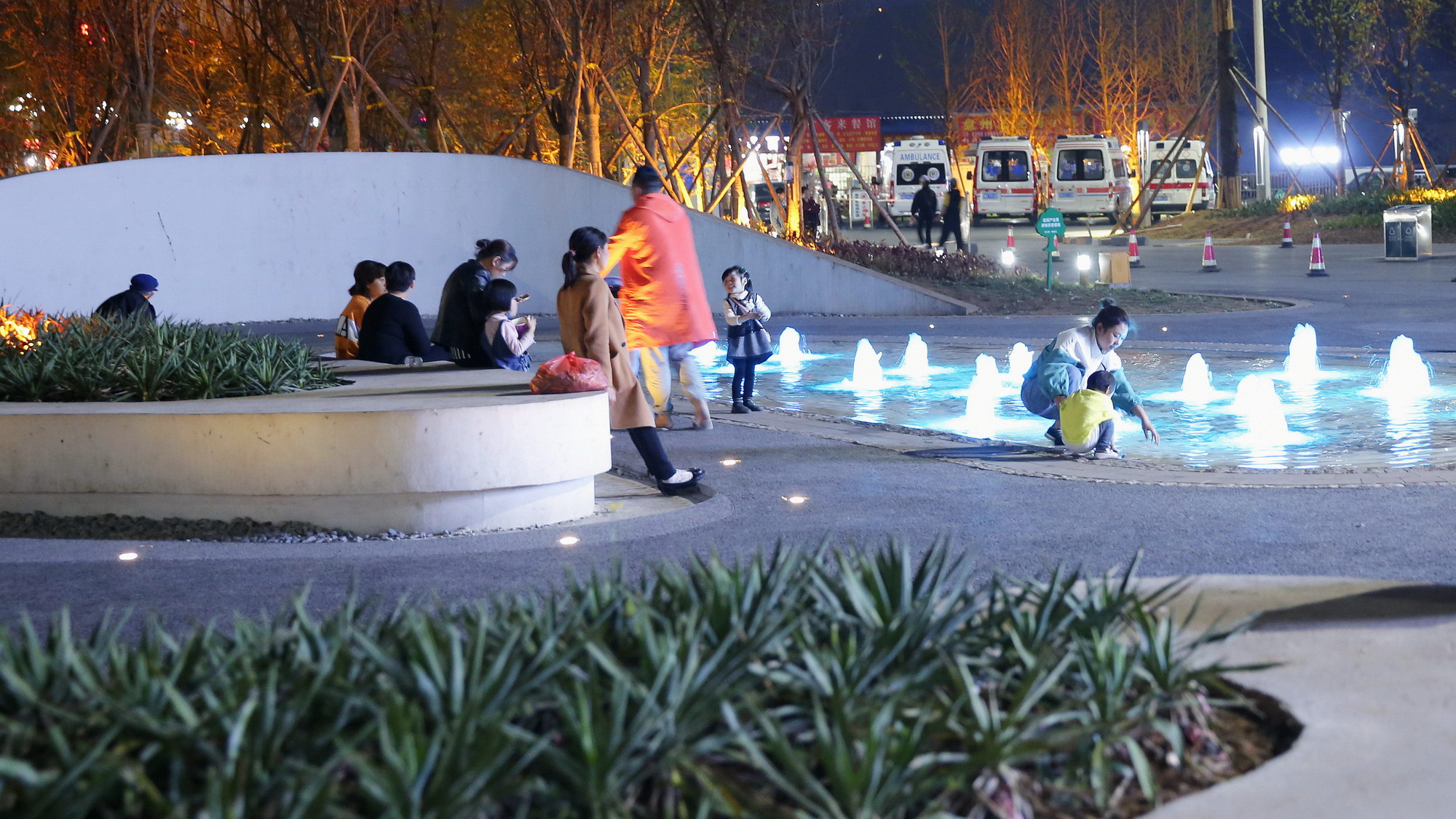 盘州市人民医院前区景观