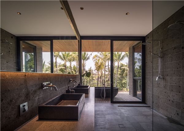 RIVER HOUSE