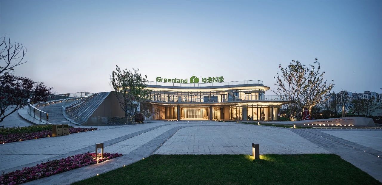 绿地张家港·新里海源名邸示范区
