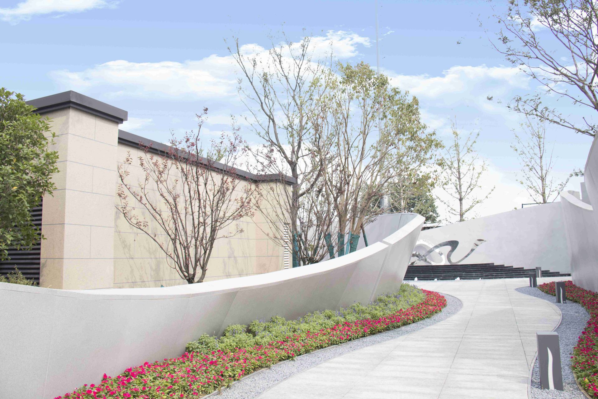 郑州华侨城中原项目一期展示区景观工程