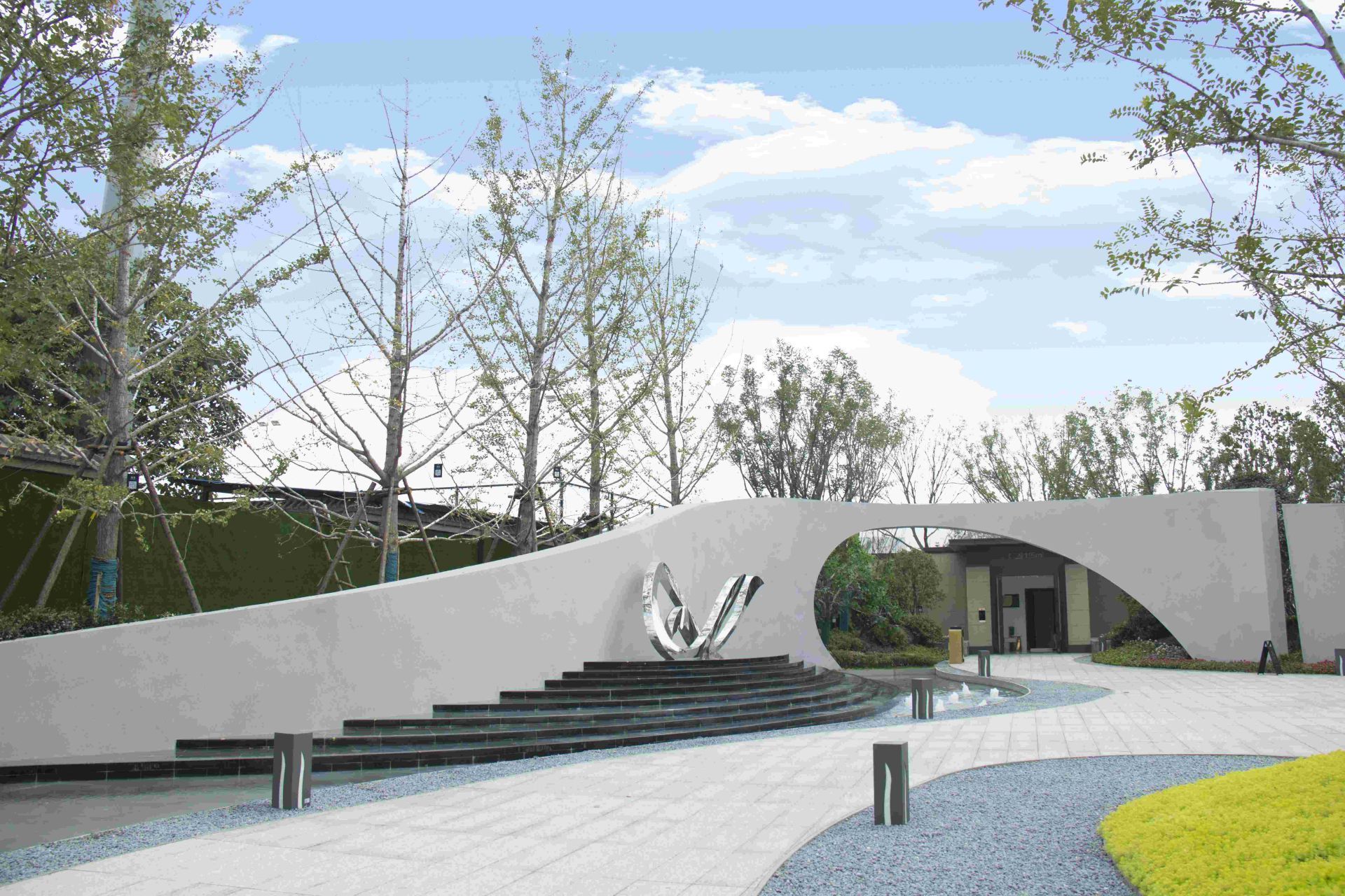 郑州华侨城中原项目一期展示区景观工程