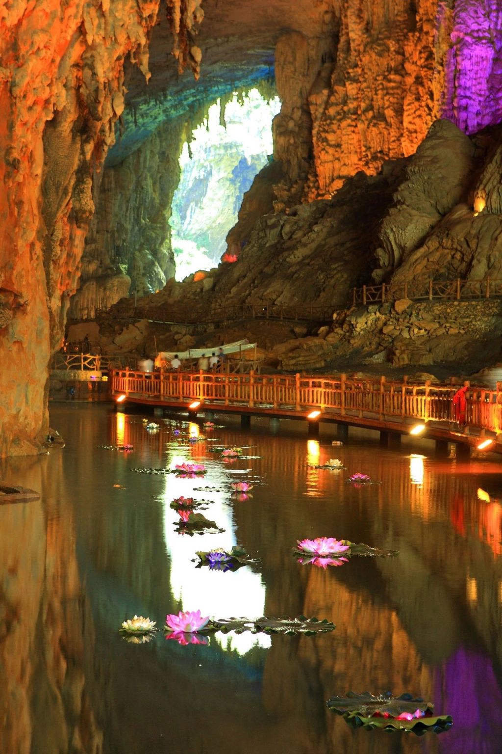 广西巴马洞天福地景区园林景观工程