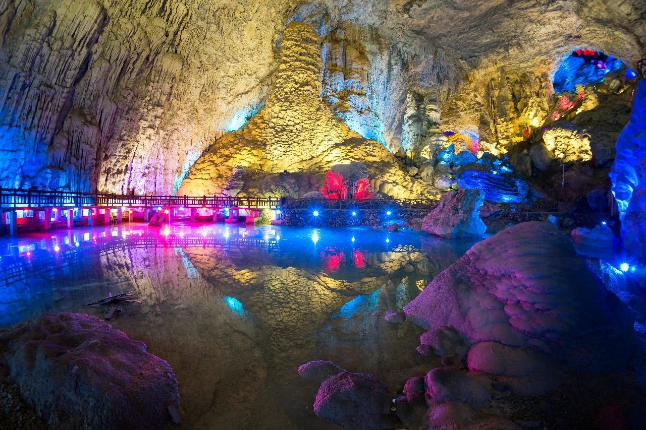 广西巴马洞天福地景区园林景观工程