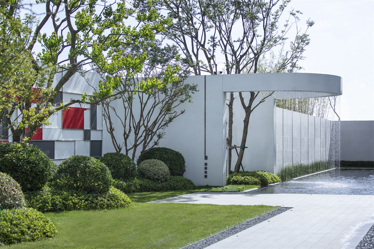 徐州中骏东湖上璟展示区景观工程