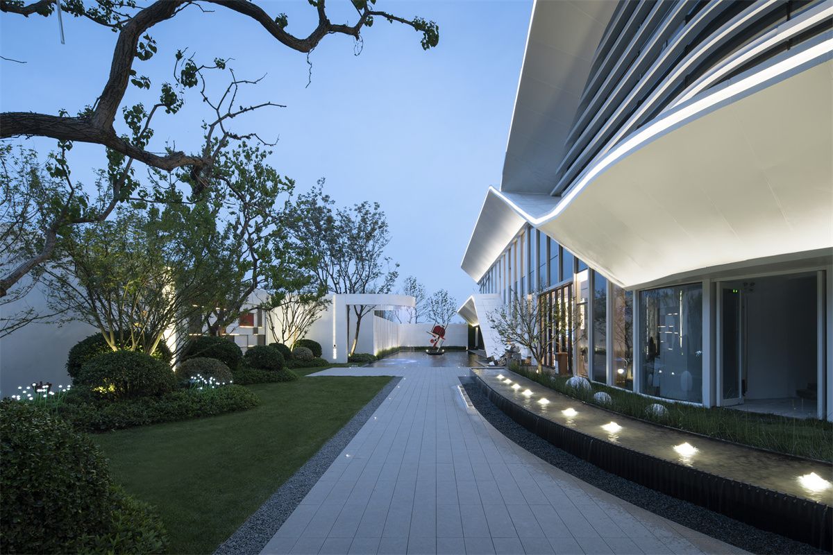 徐州中骏东湖上璟展示区景观工程