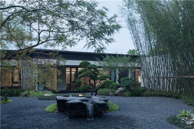 益阳央著项目展示区景观工程