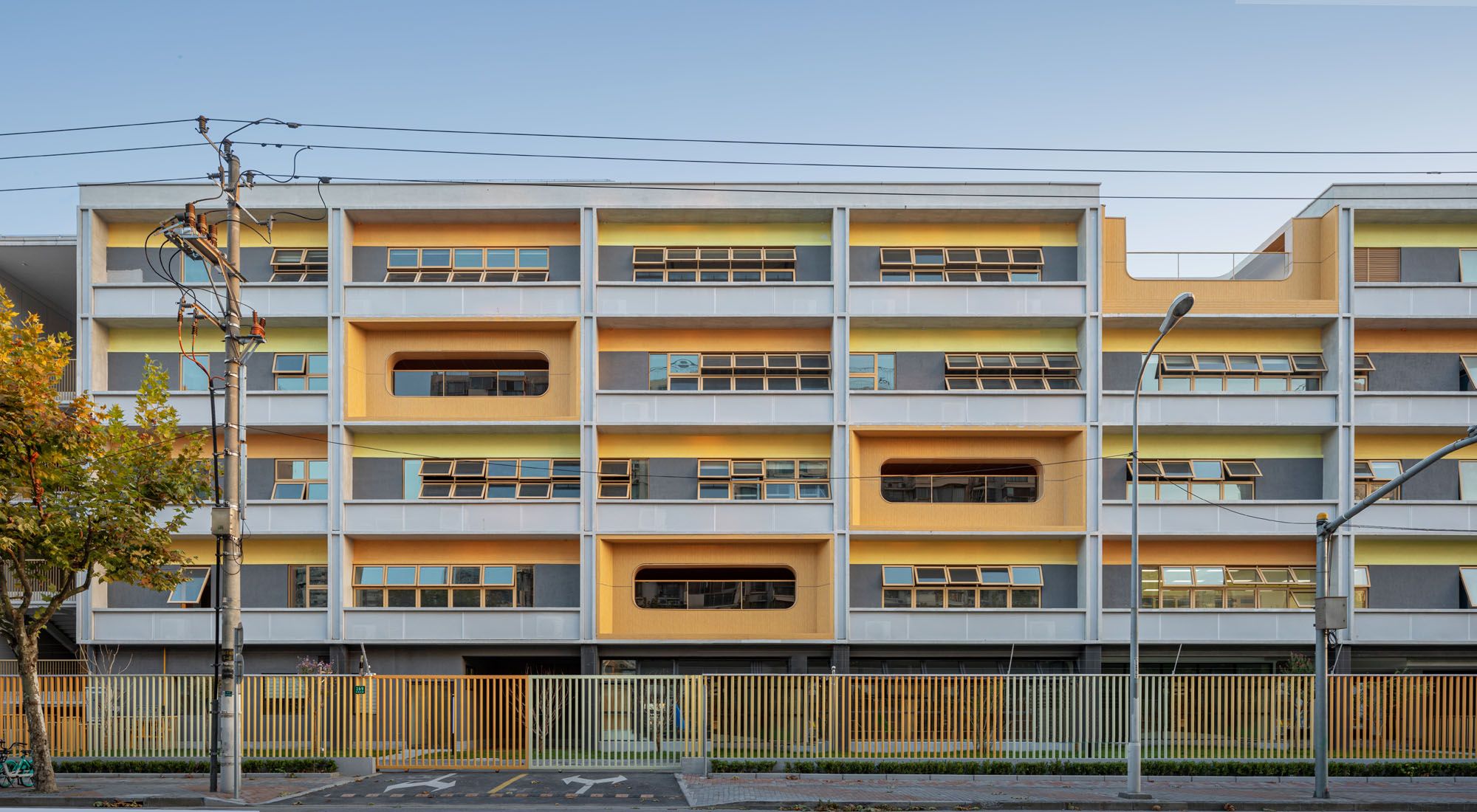 上海市高安路第一小学华展校区