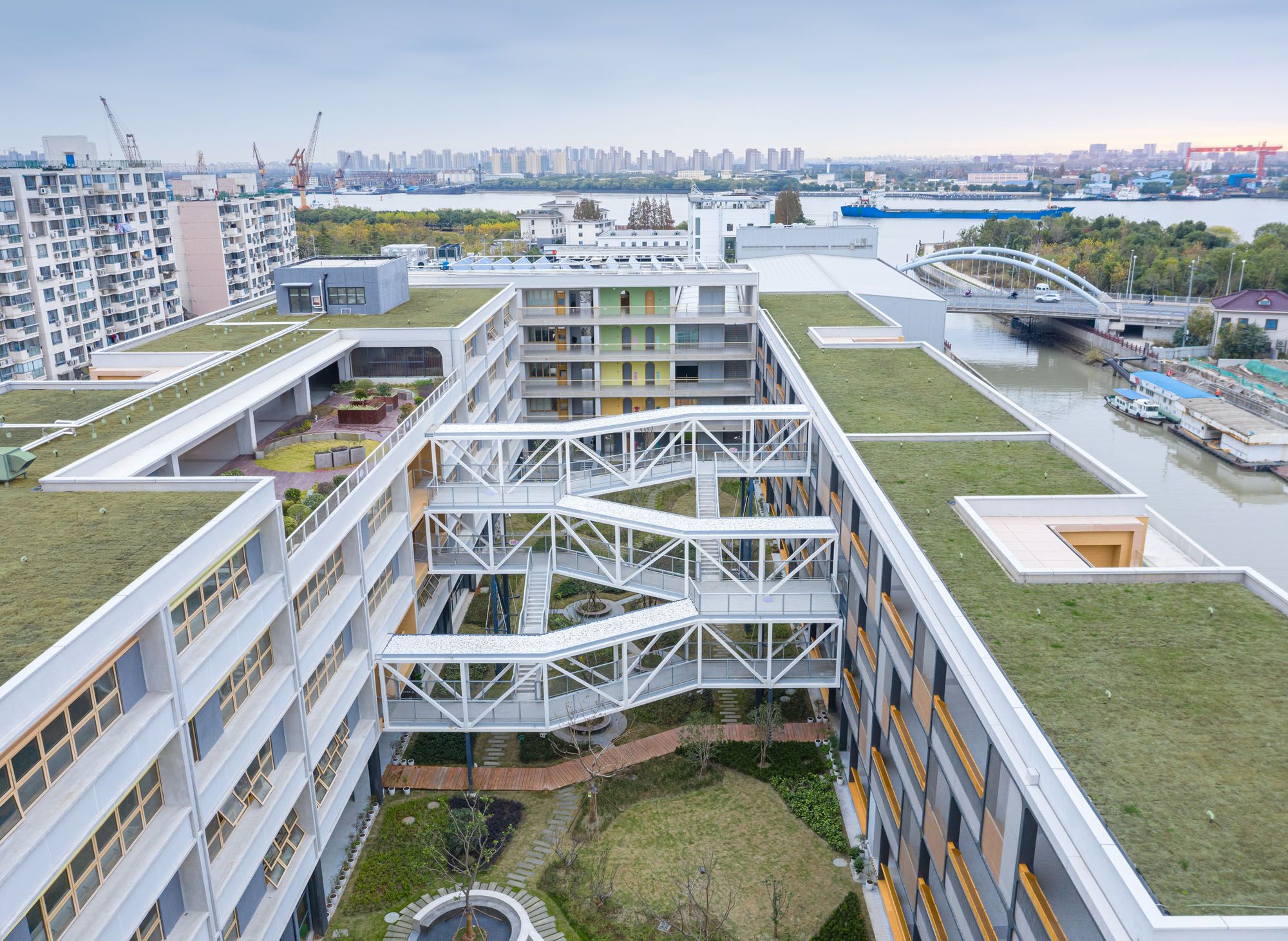 上海市高安路第一小学华展校区