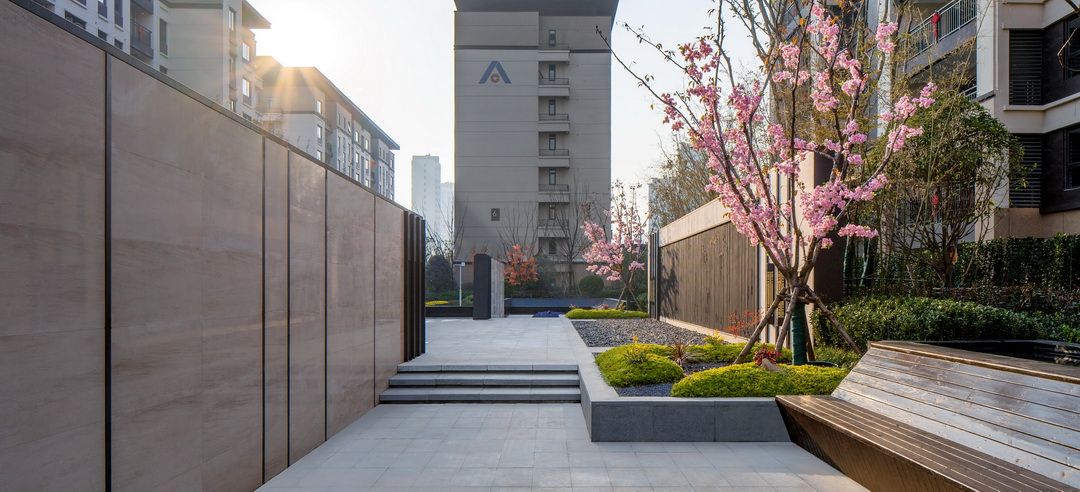 南阳邓州建业公园里