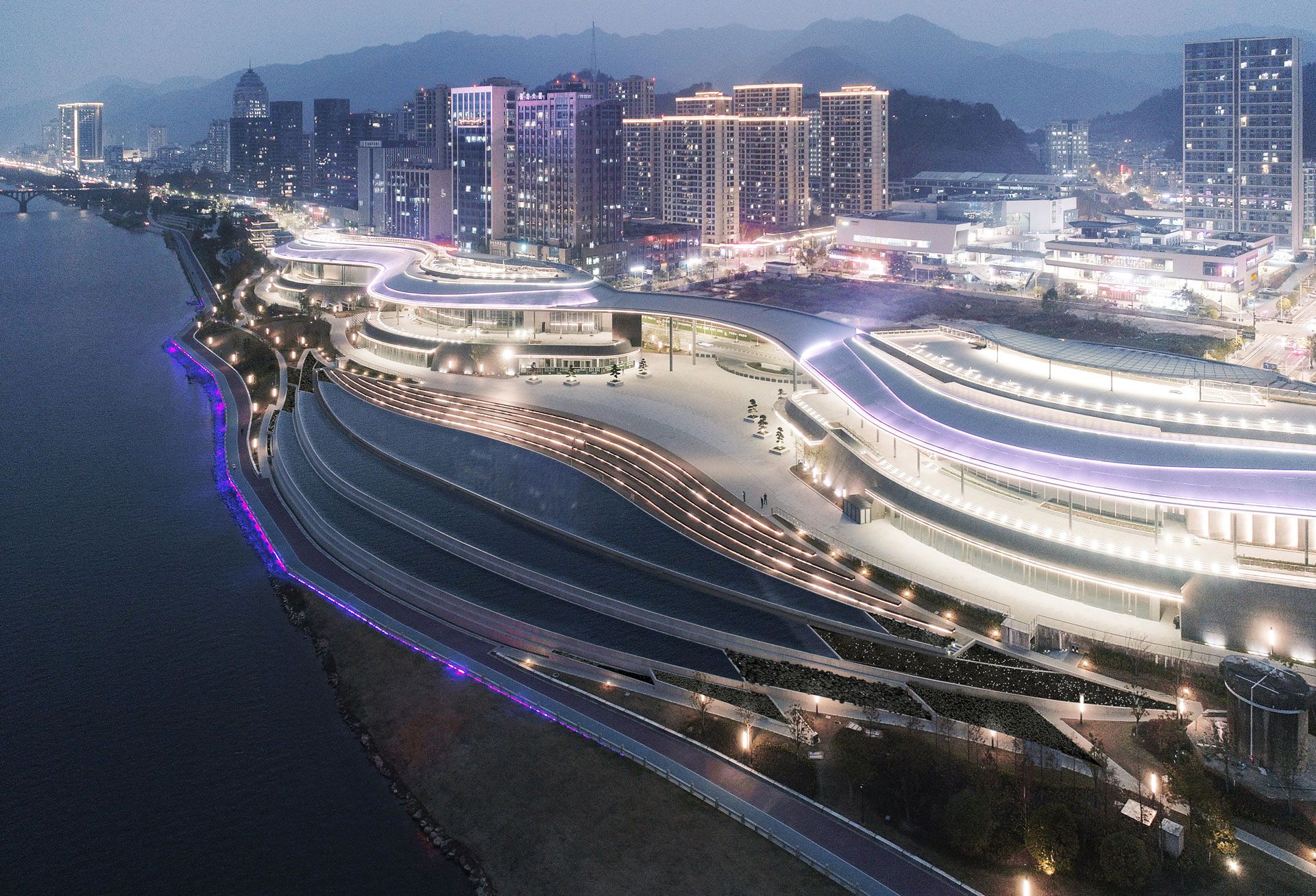 建德·新安江桥东景观
