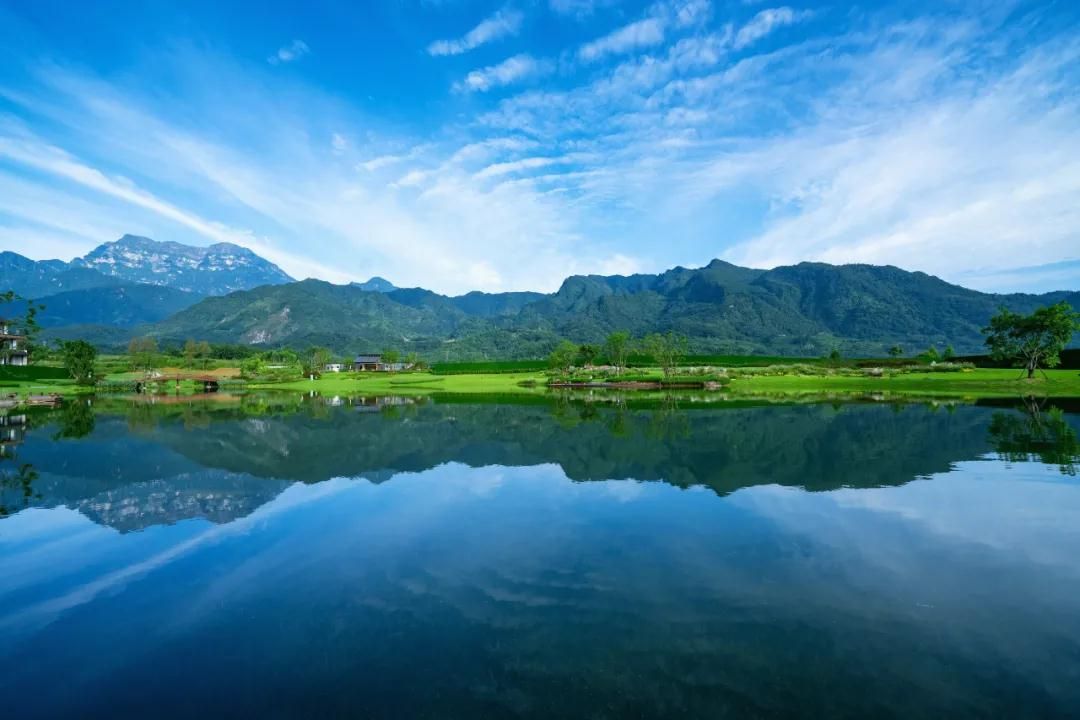 峨眉·高桥小镇