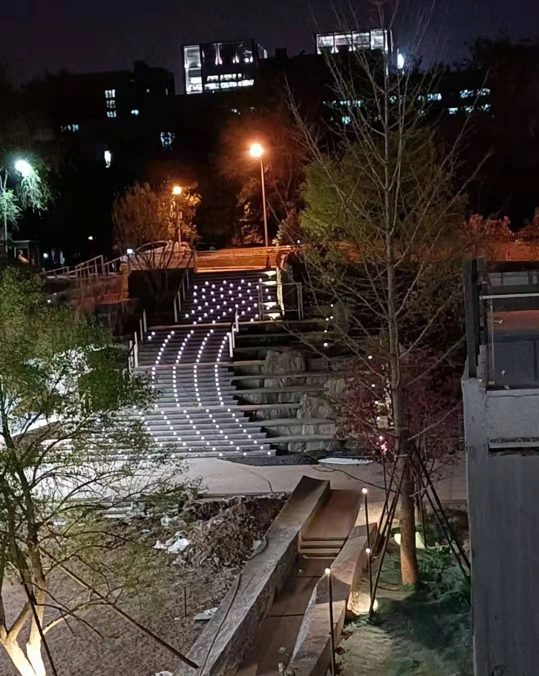 清华经济管理学院园林硬质景观工程