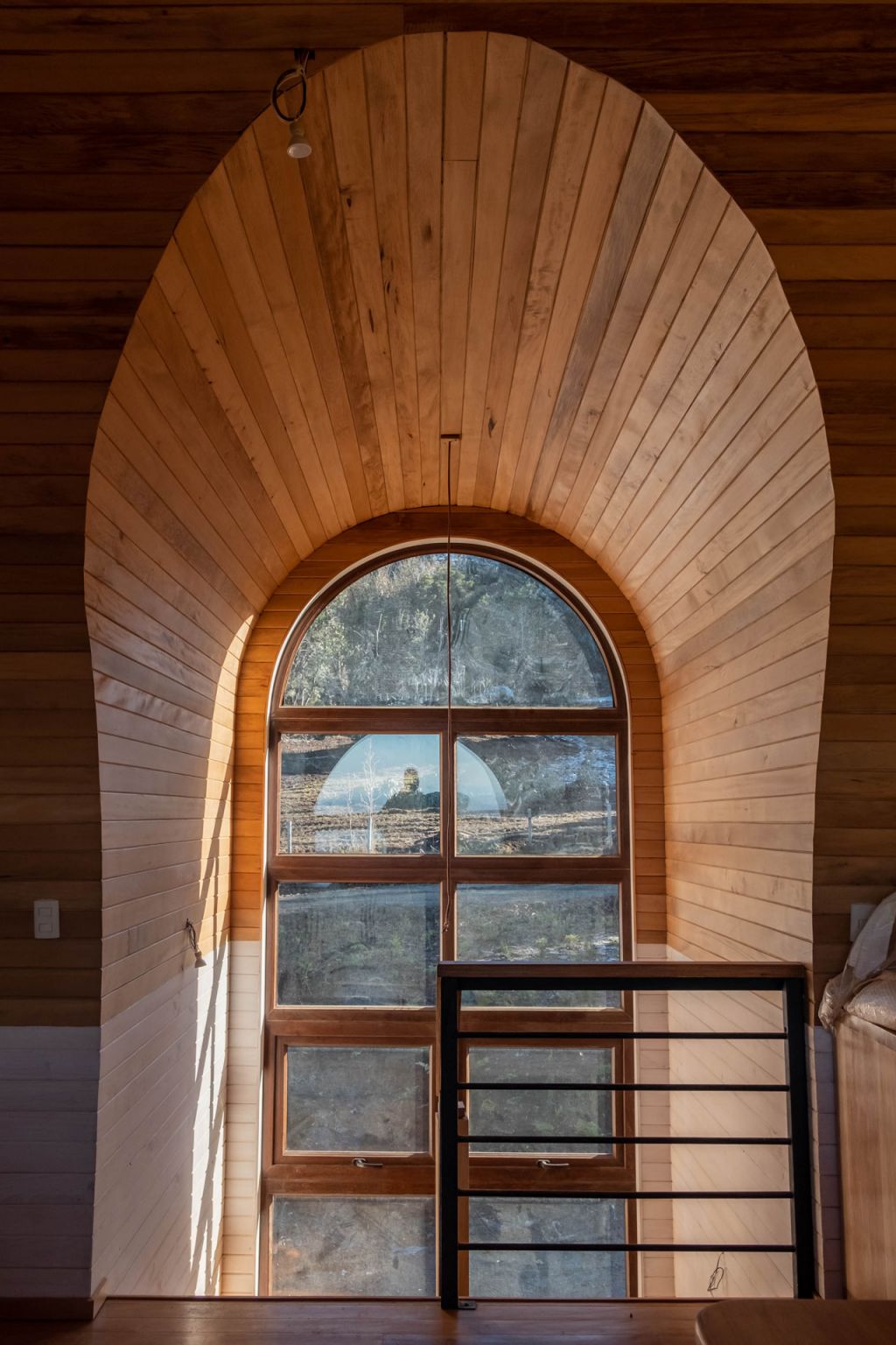 Edward Rojas Arquitectos | Abovedada桶形拱顶住宅
