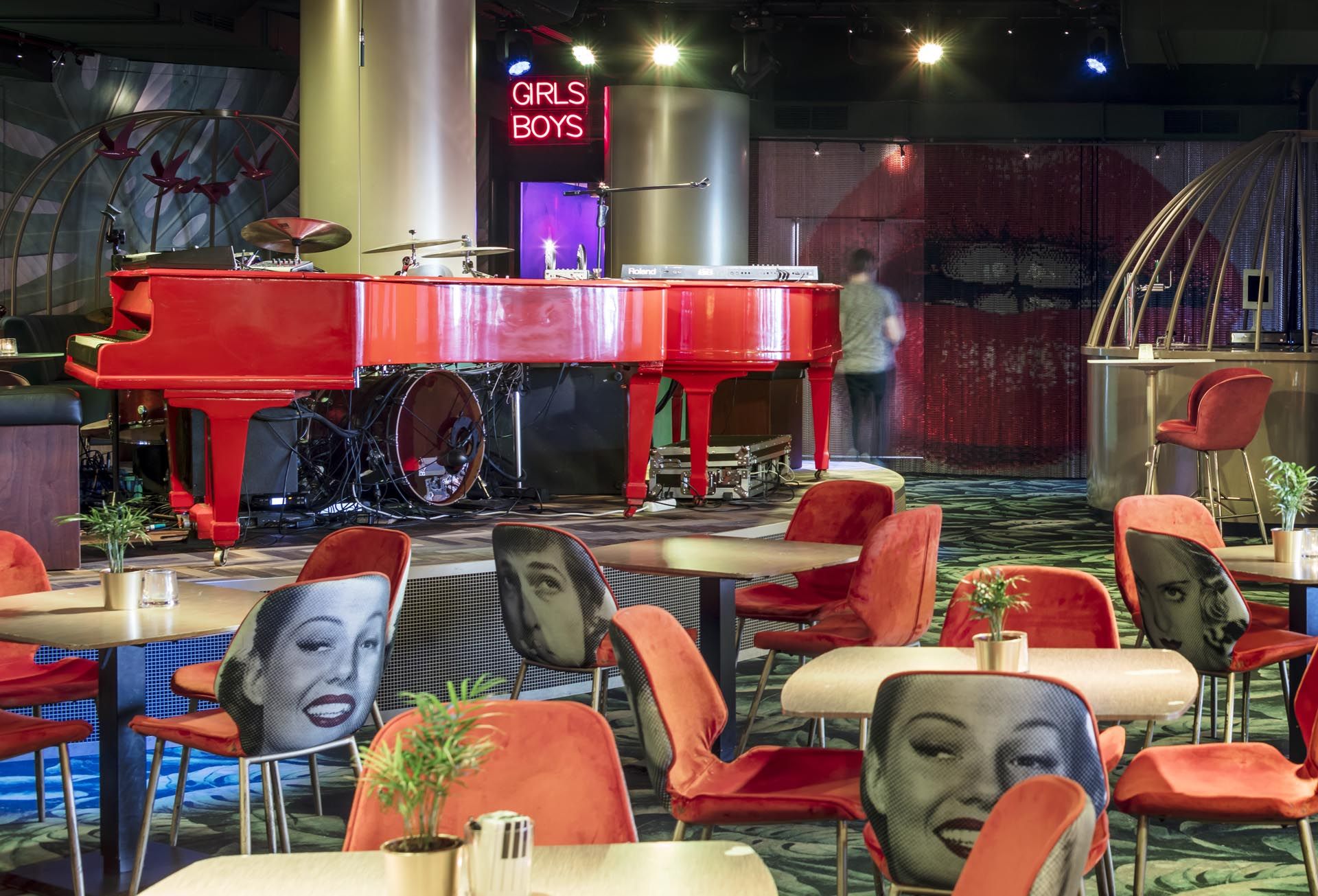 Crazy Pianos Club