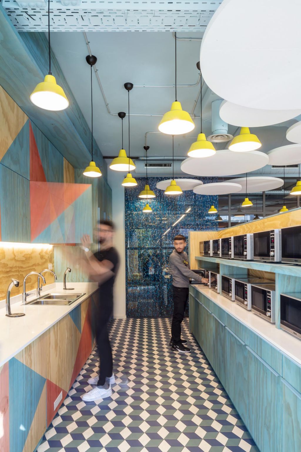 Effective Communication Offices