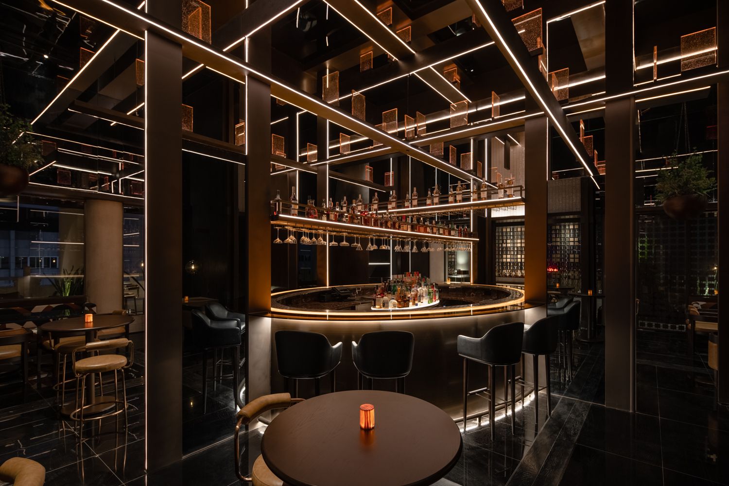 RooMoo | Le Coq wine &amp; bistro
