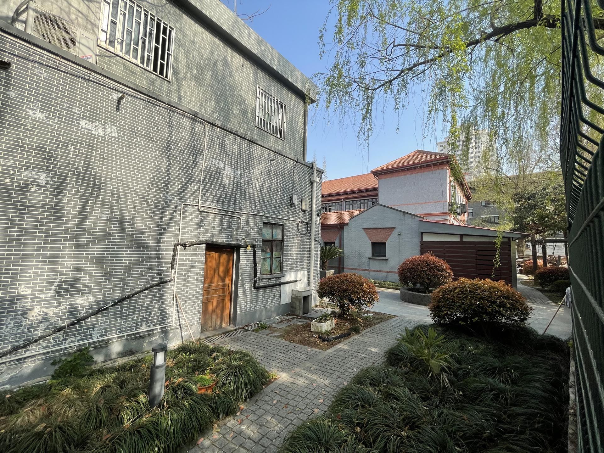 华东政法大学长宁校区校园景观及滨水开放空间整体提升