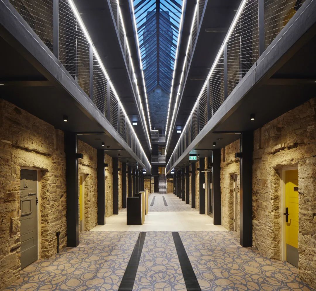 Twelve Architects | 英国博德明监狱酒店+游客观光地