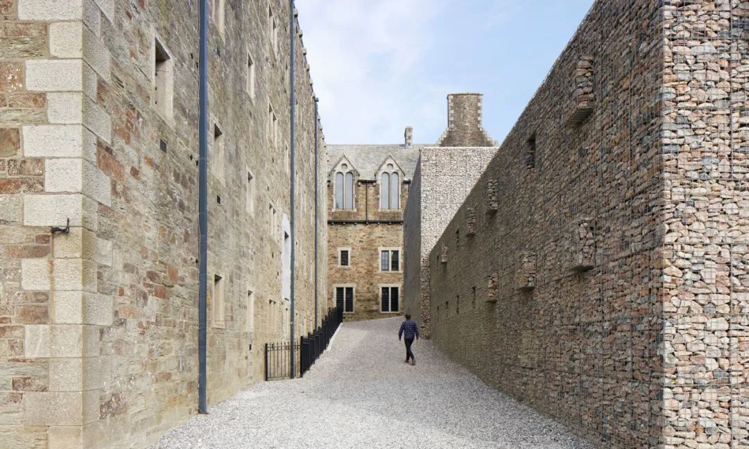 Twelve Architects | 英国博德明监狱酒店+游客观光地