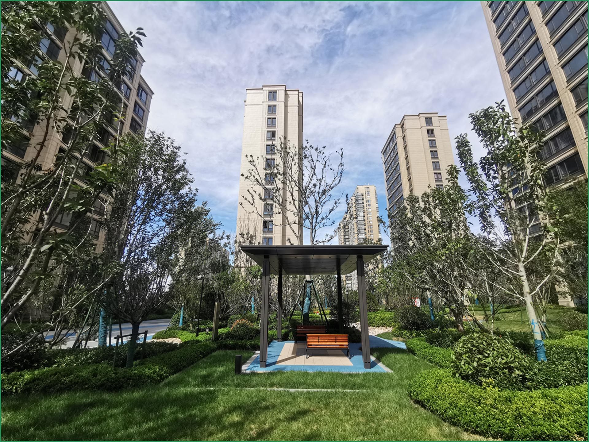 青岛绿城理想之城B-3-4八期二标北地块室外景观工程