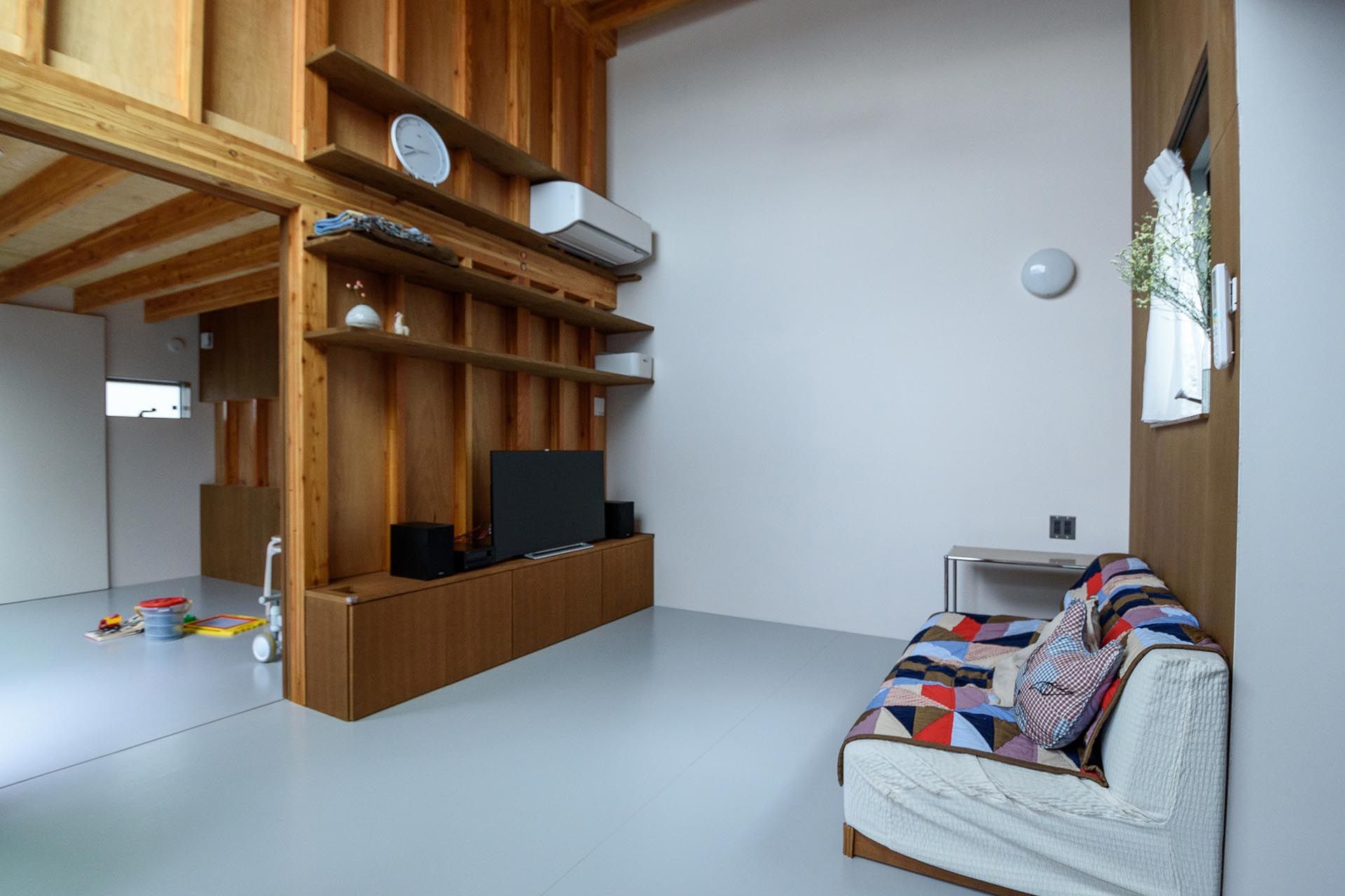 Takayuki Kuzushima and Associates——Courtyard House with Seven Rooms