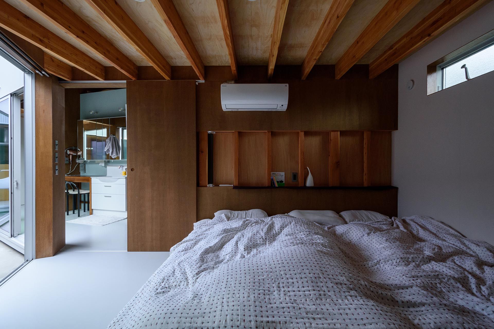 Takayuki Kuzushima and Associates——Courtyard House with Seven Rooms