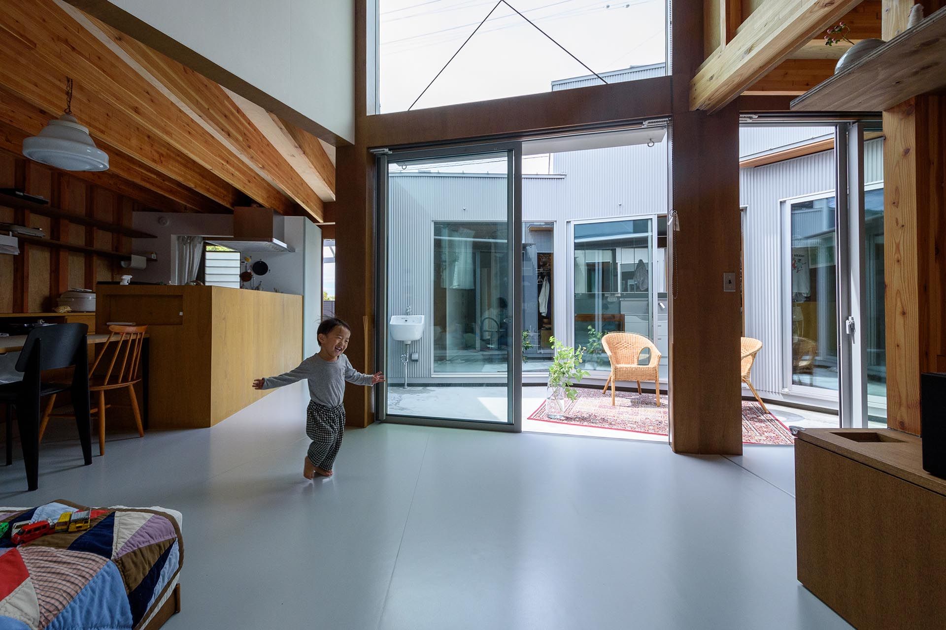 Takayuki Kuzushima and Associates——Courtyard House with Seven Rooms