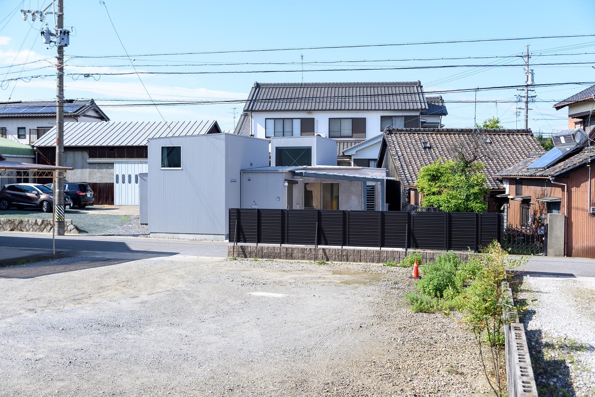 Takayuki Kuzushima and Associates——Courtyard House with Seven Rooms