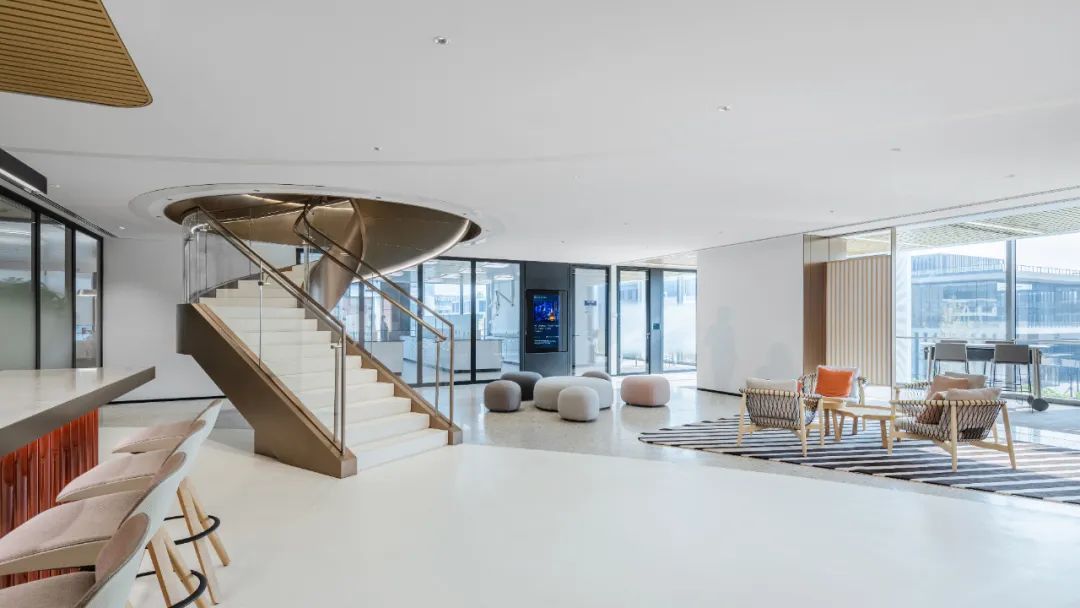 Gensler | 雅诗兰黛中国创新研发中心