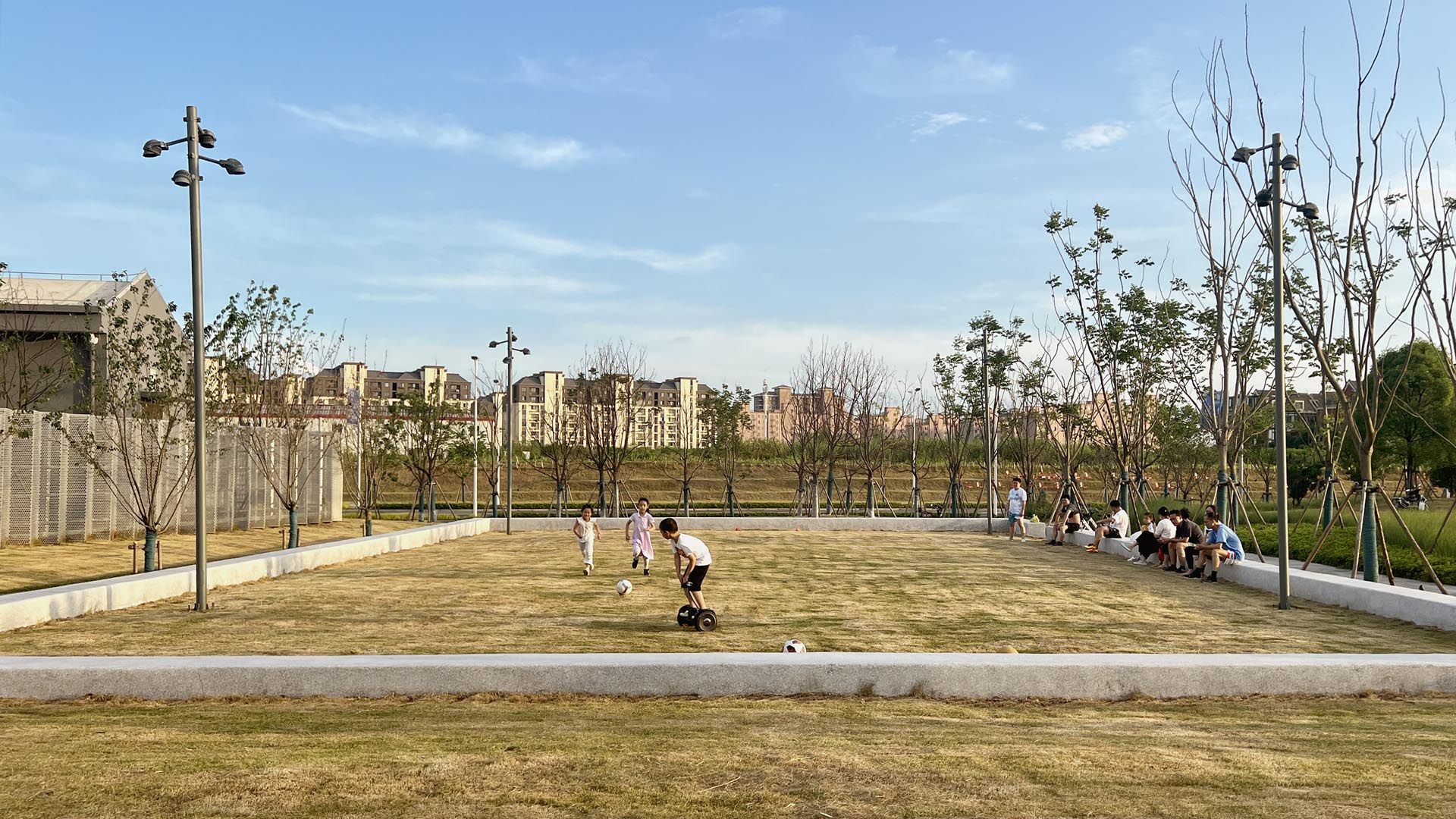 上坤樾山南岸社区公园
