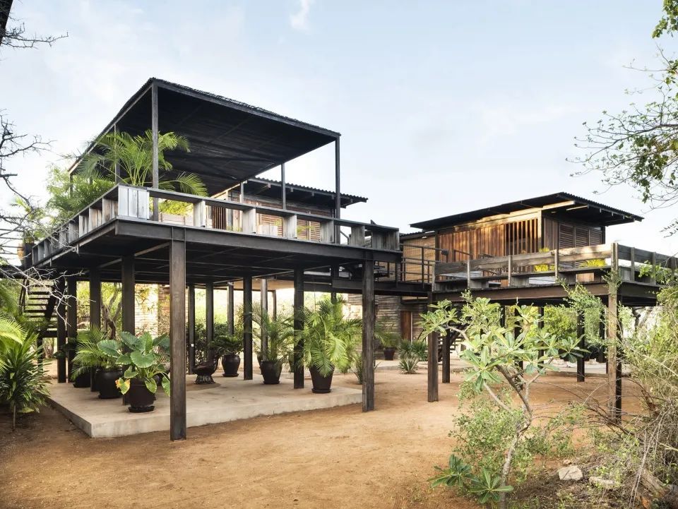 PAT. architetti associati | 猎鹰之家