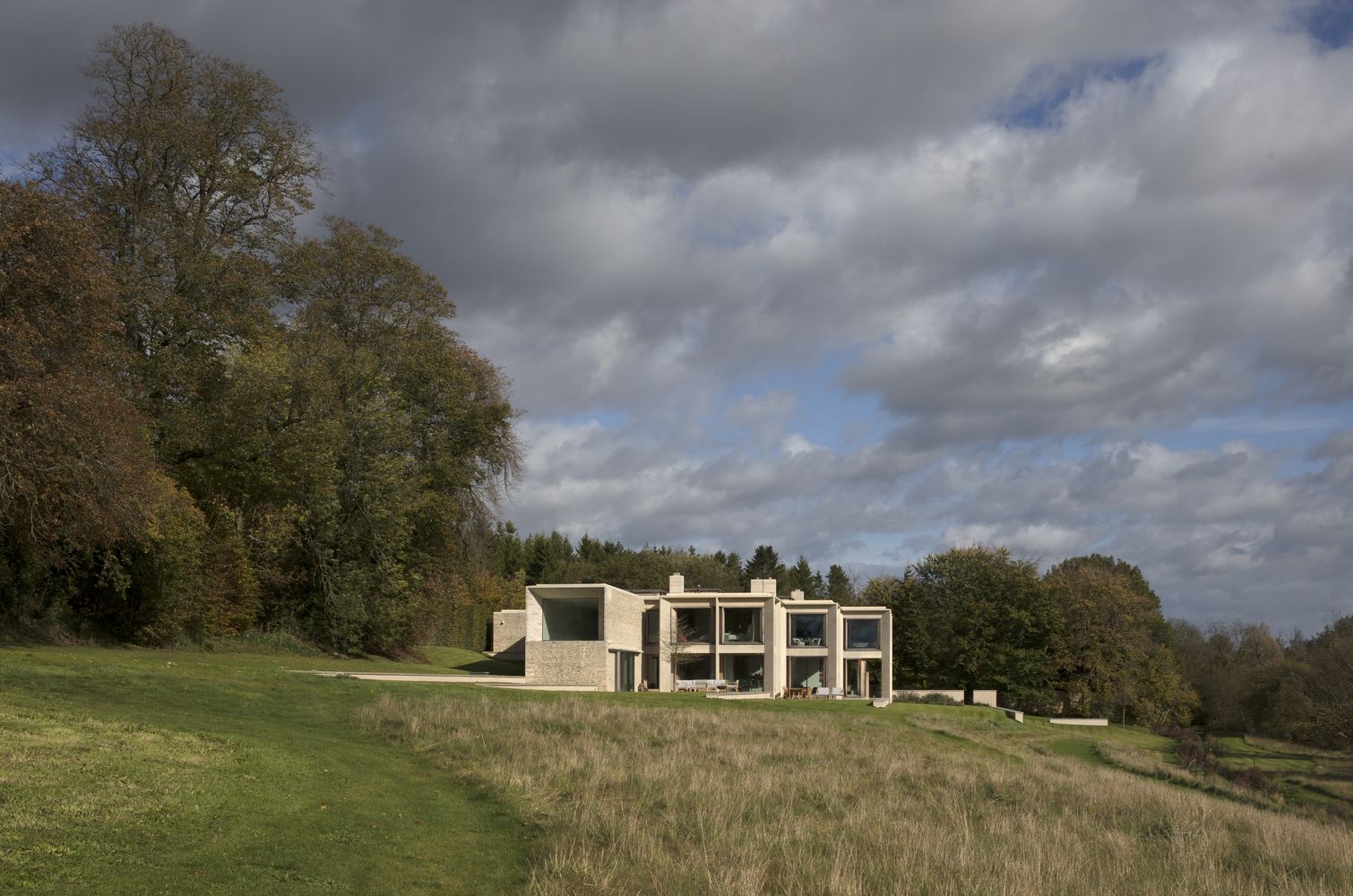 尼尔·麦克劳林建筑师事务所 | Hampshire House