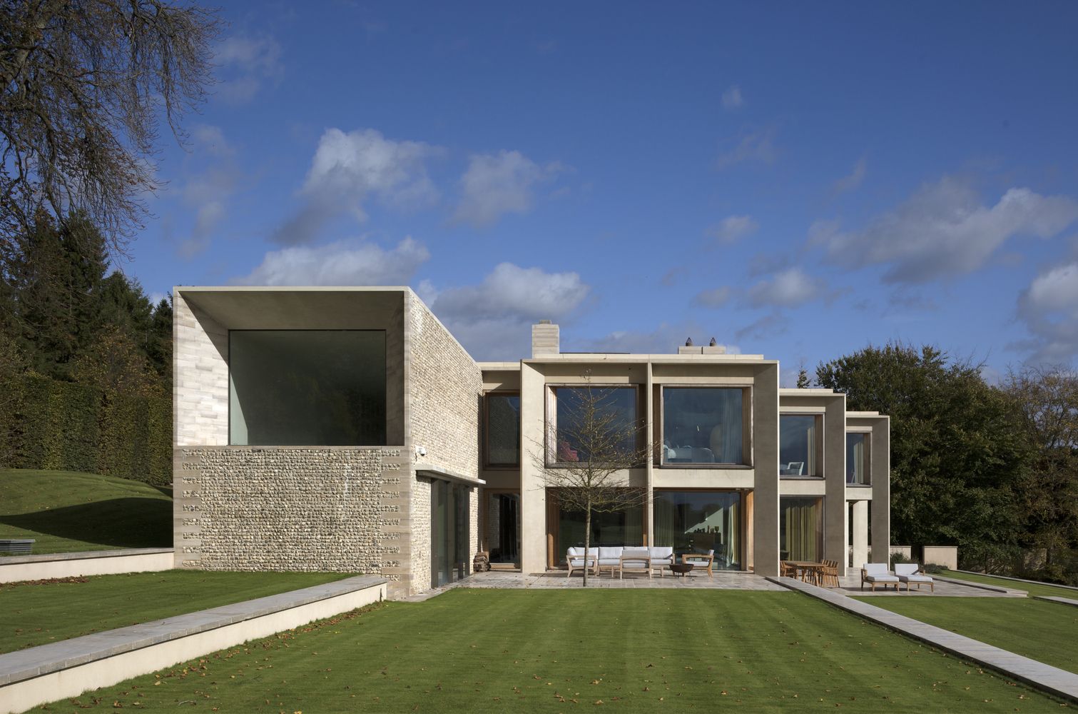 尼尔·麦克劳林建筑师事务所 | Hampshire House