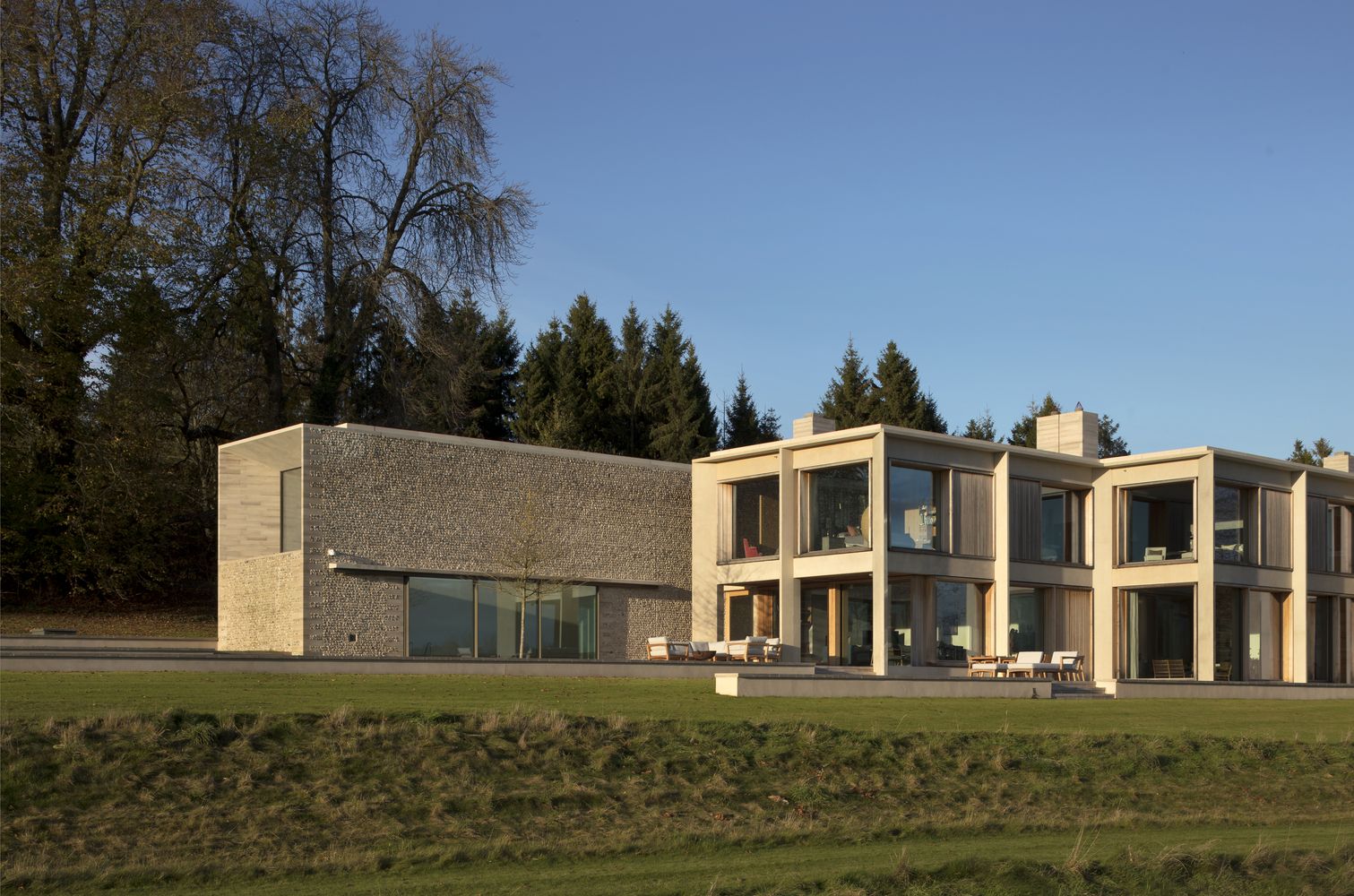 尼尔·麦克劳林建筑师事务所 | Hampshire House