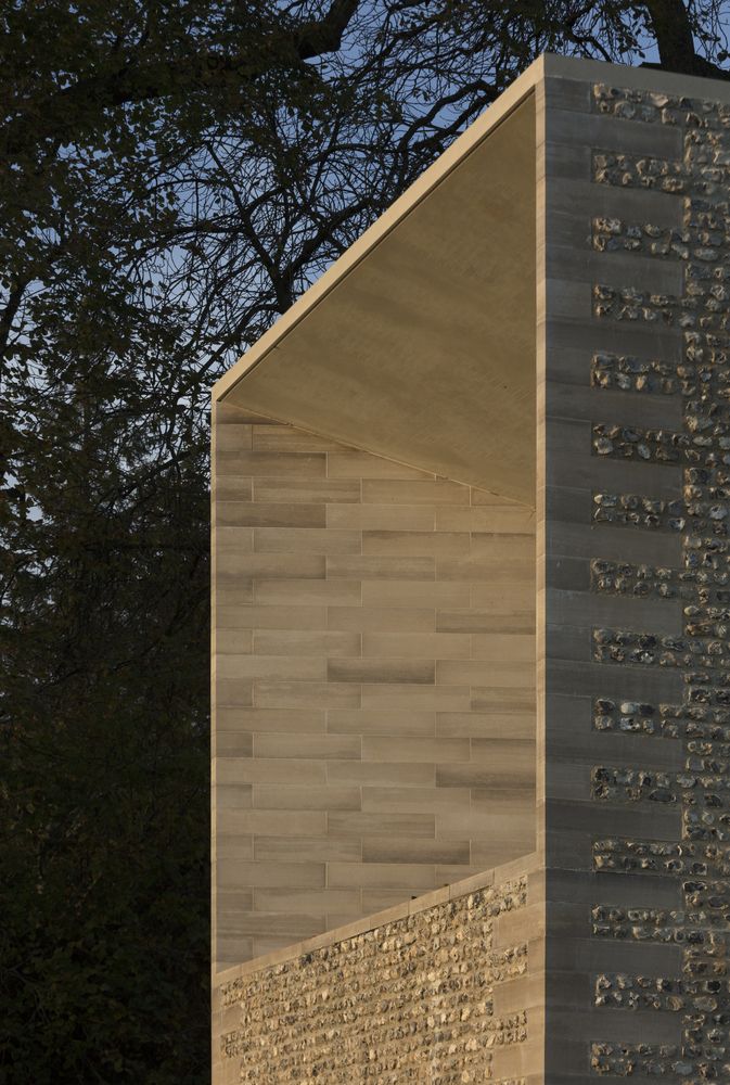 尼尔·麦克劳林建筑师事务所 | Hampshire House
