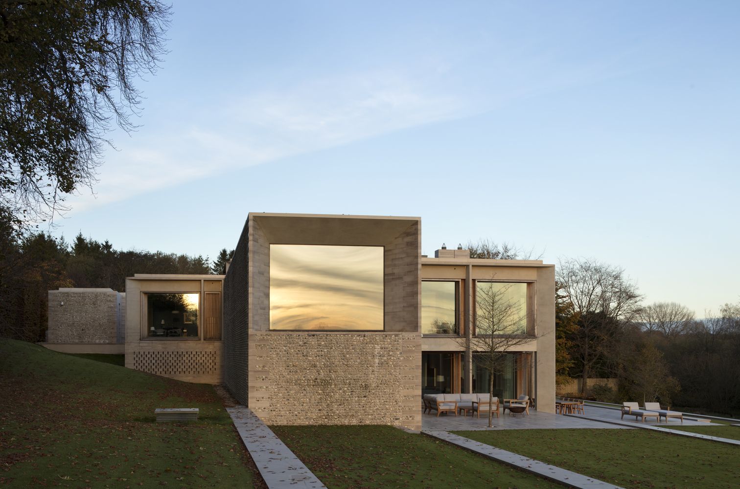 尼尔·麦克劳林建筑师事务所 | Hampshire House