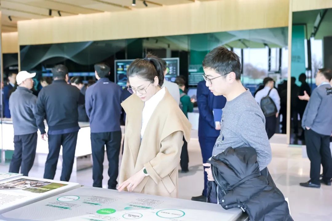 北京首个负碳示范建筑：首程时代中心“负碳楼”