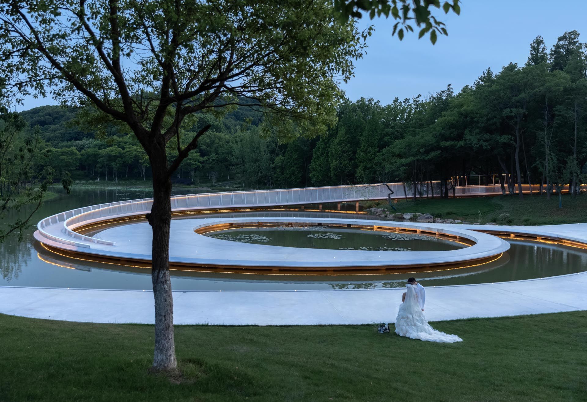 芜湖神山公园莲心舞台