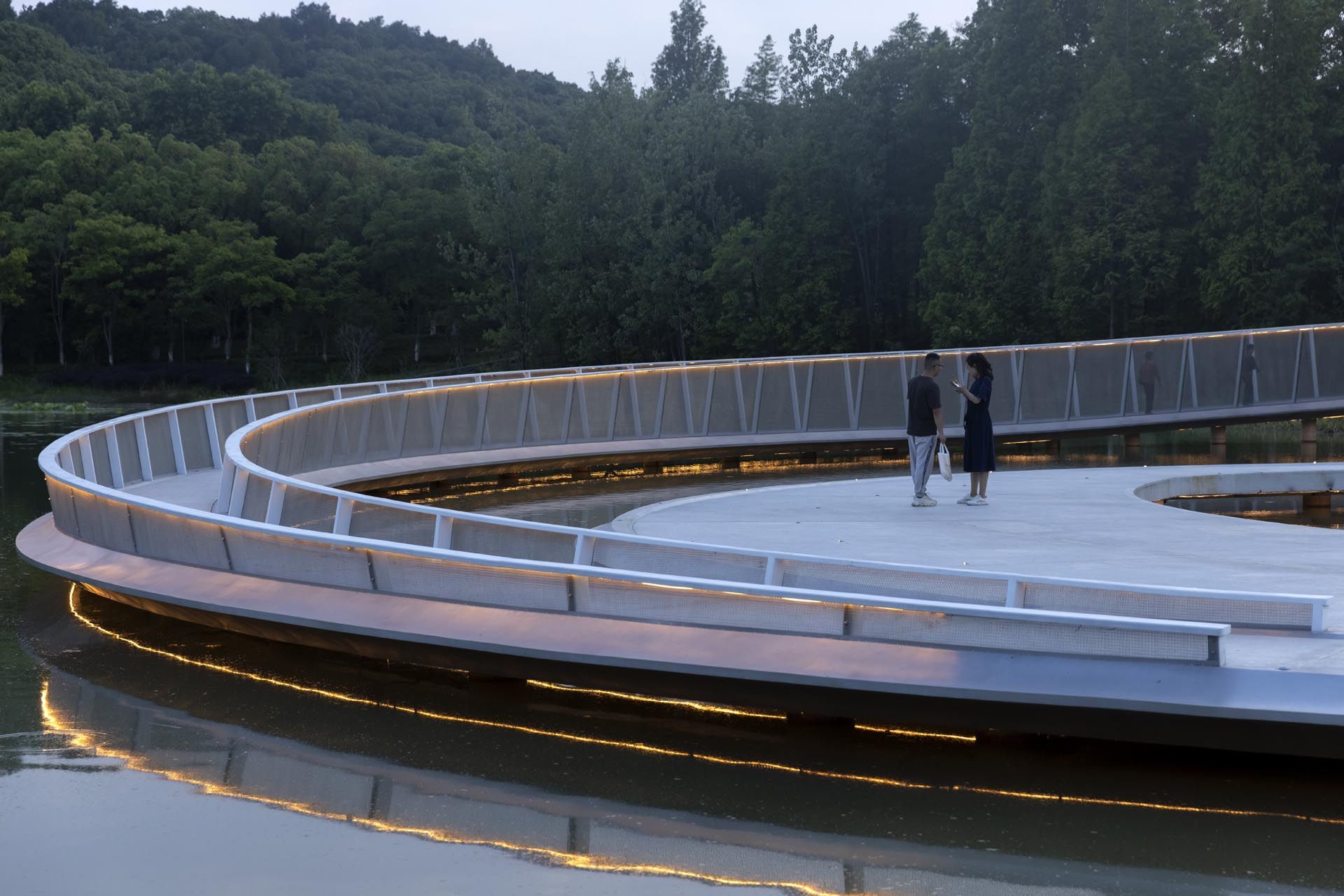 芜湖神山公园莲心舞台