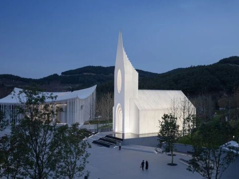 庄子玉工作室 | 青岛藏马山月空教堂