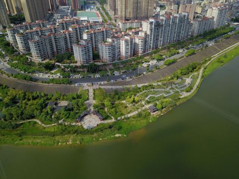 西枝江红楼滩公园