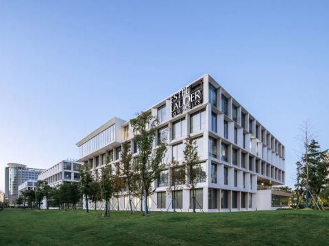 Gensler | 雅诗兰黛中国创新研发中心