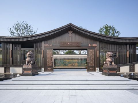 鸿通大学府公园