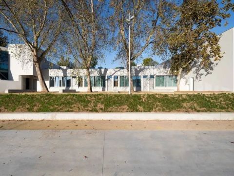 José Adrião Arquitectos | EB 36 学校加建改造