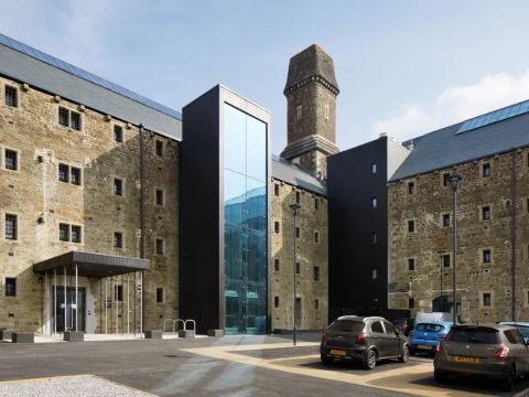 Twelve Architects | 英国博德明监狱酒店+游客观光地