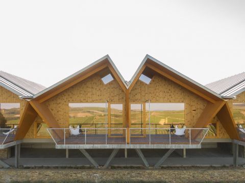 Carlos Castanheira | QUINTA DA FAÍSCA – TOURIST ACCOMODATION